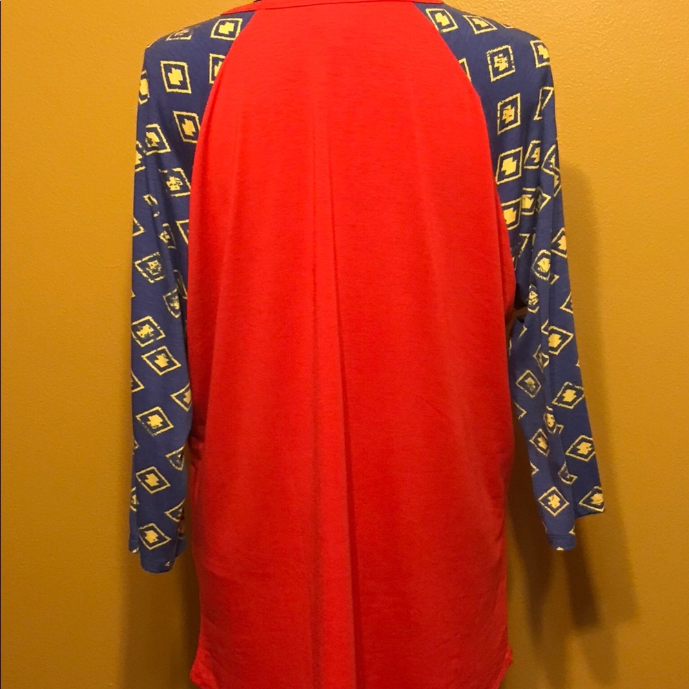 LuLaRoe Randy Tee - Picture 2 of 3